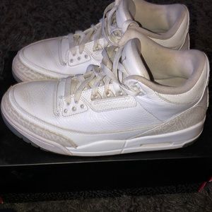 Jordan 3 “Triple white”